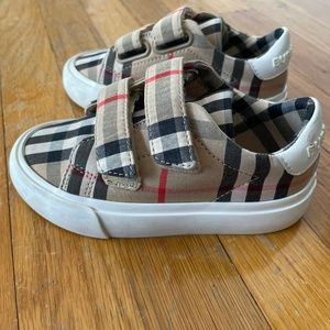 Burberry Shoes